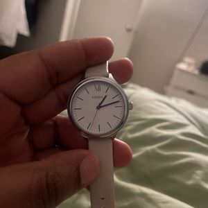 Fossil Outlet Women's Suitor Three-Hand, Silver-Tone Alloy Watch, BQ8003